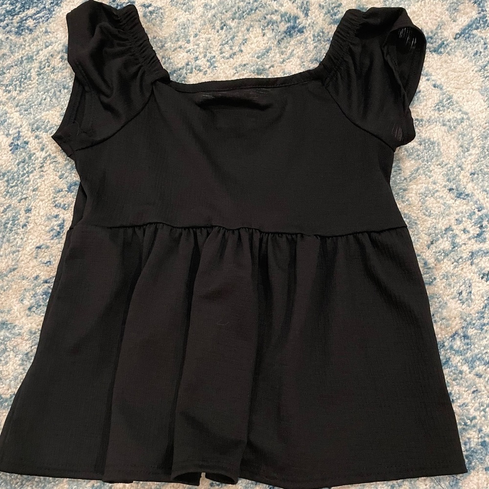 Black Ruffle Scrunched Top - Picture 4 of 5